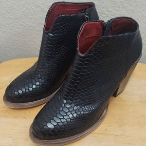 Freebird By Steven Black Leather Snake Skin Detroit Boots Sz.10